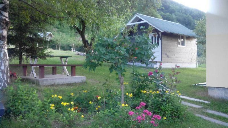 Kosta'S Romantic House Plav Esterno foto